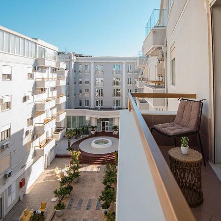Vivi'S Seaside Apartment Durrës Exteriör bild